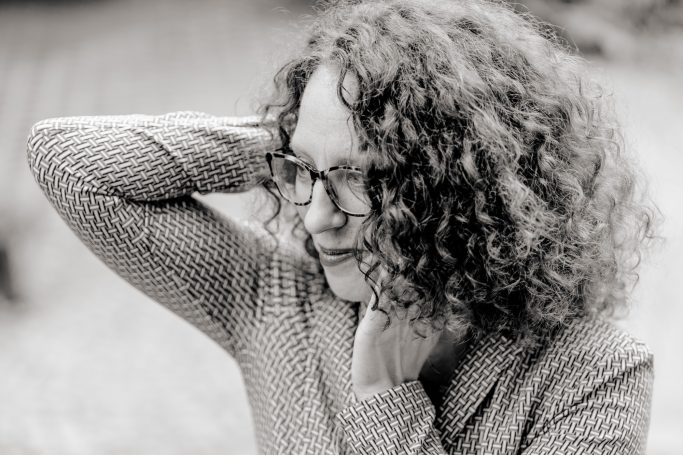 Portraitfotografie Raum Frankfurt am Main; ein Portrait, das dich zeigt, mit Stärke, Zartheit und Mut
Individuelle Outdoor Shootings