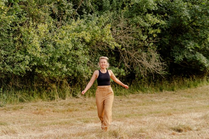 Portraitfotografie Raum Limburg an der Lahn; ein Portrait, das dich zeigt, mit Stärke, Zartheit und Mut
Individuelle Outdoor Shootings