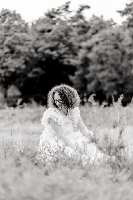 Portraitfotografie Raum Frankfurt am Main; ein Portrait, das dich zeigt, mit Stärke, Zartheit und Mut
Individuelle Outdoor Shootings