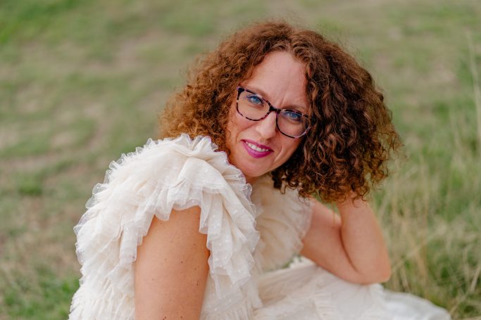 Portraitfotografie Raum Frankfurt am Main; ein Portrait, das dich zeigt, mit Stärke, Zartheit und Mut
Individuelle Outdoor Shootings