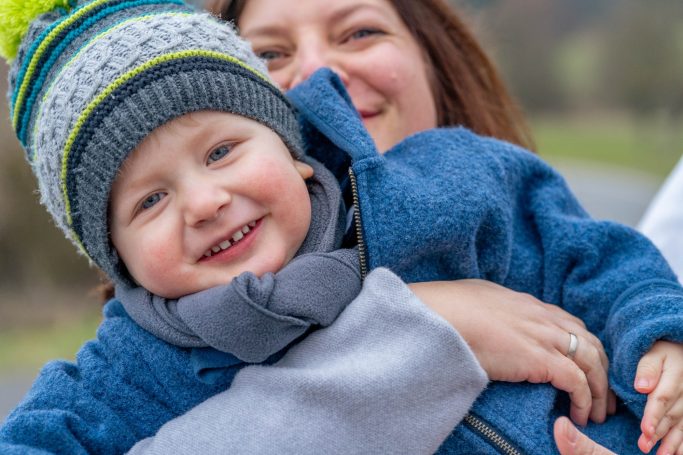 Mama mit Sohn, Verbundenheit, Vertrauen