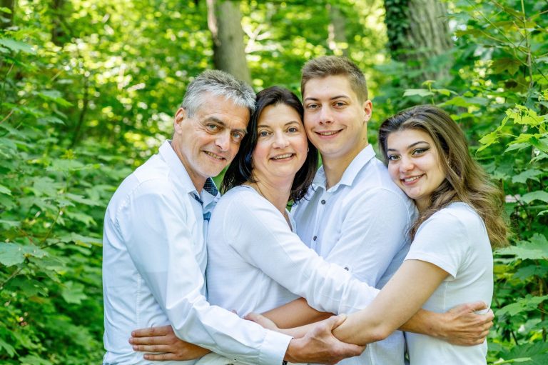 Familie, Vertrautheit und Liebe Familie, Familienfotografie, Freunde
