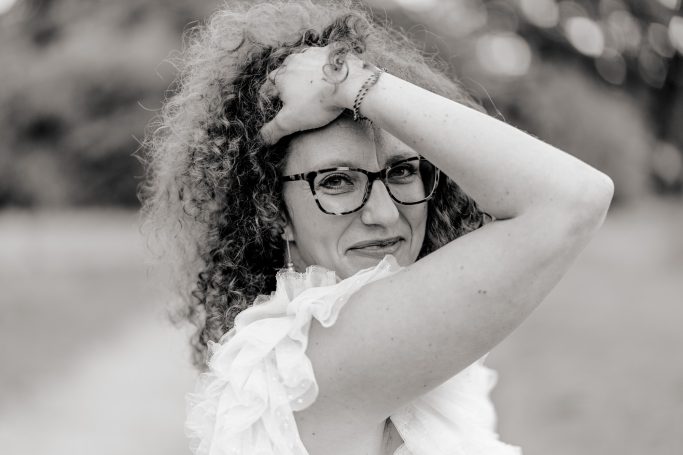 Portraitfotografie Raum Frankfurt am Main; ein Portrait, das dich zeigt, mit Stärke, Zartheit und Mut
Individuelle Outdoor Shootings